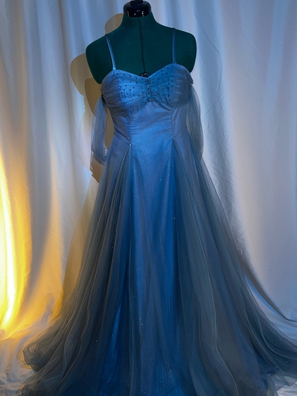 Blue Off-Shoulder Tulle Prom Dress